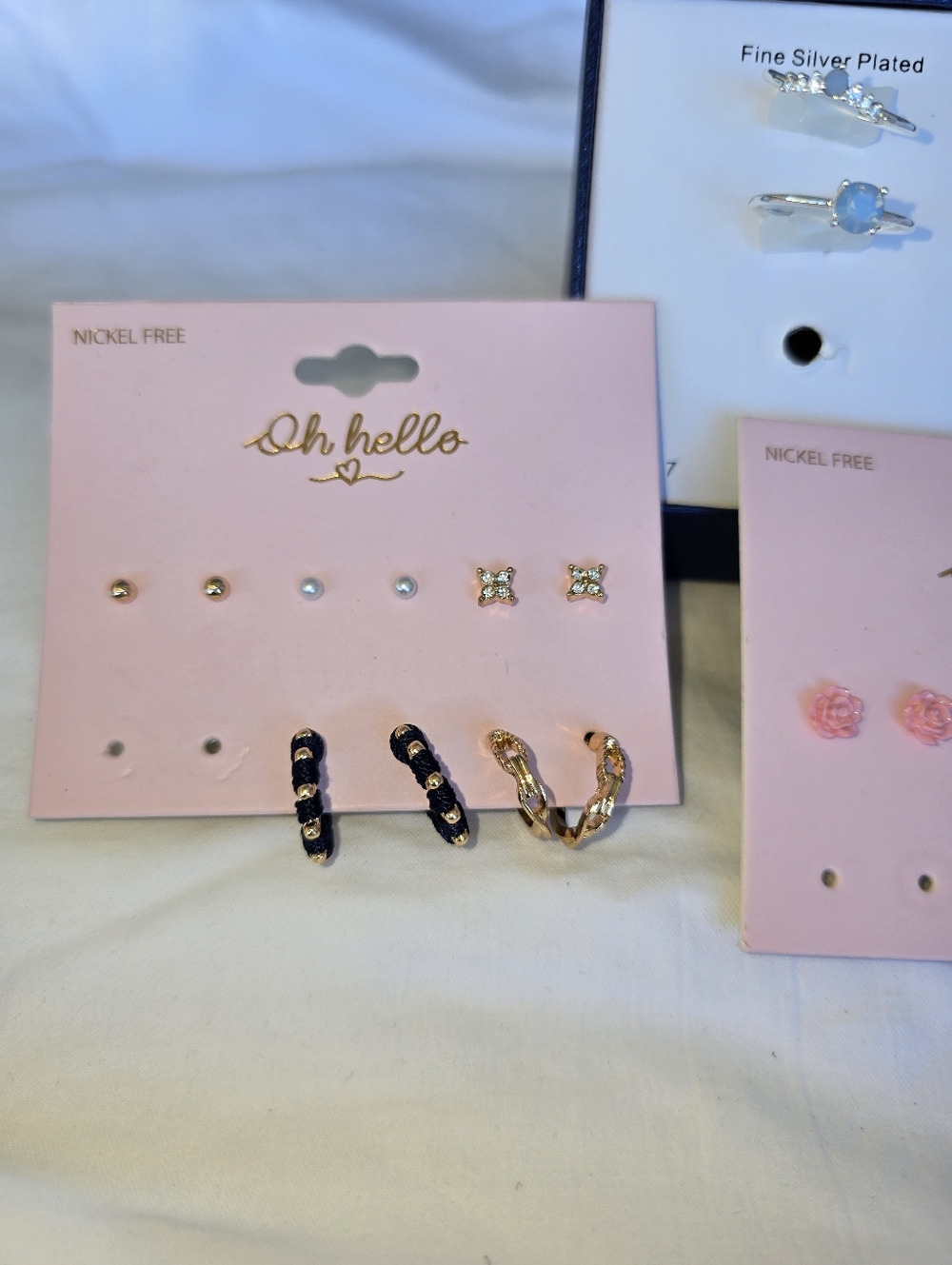 NEW Jewelry Earrings And Rings - Picture 3 of 4